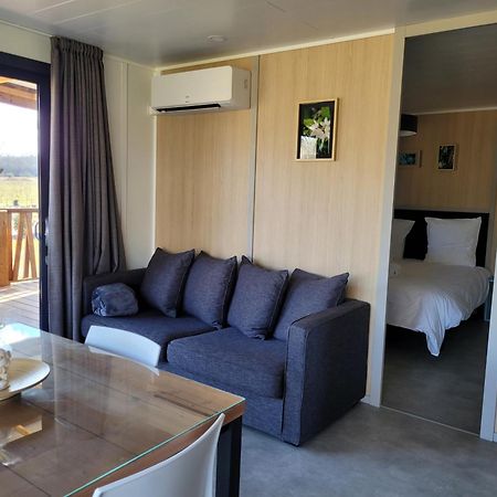 Les Chalets Du Moulin De Valade Condat-sur-Trincou Екстериор снимка